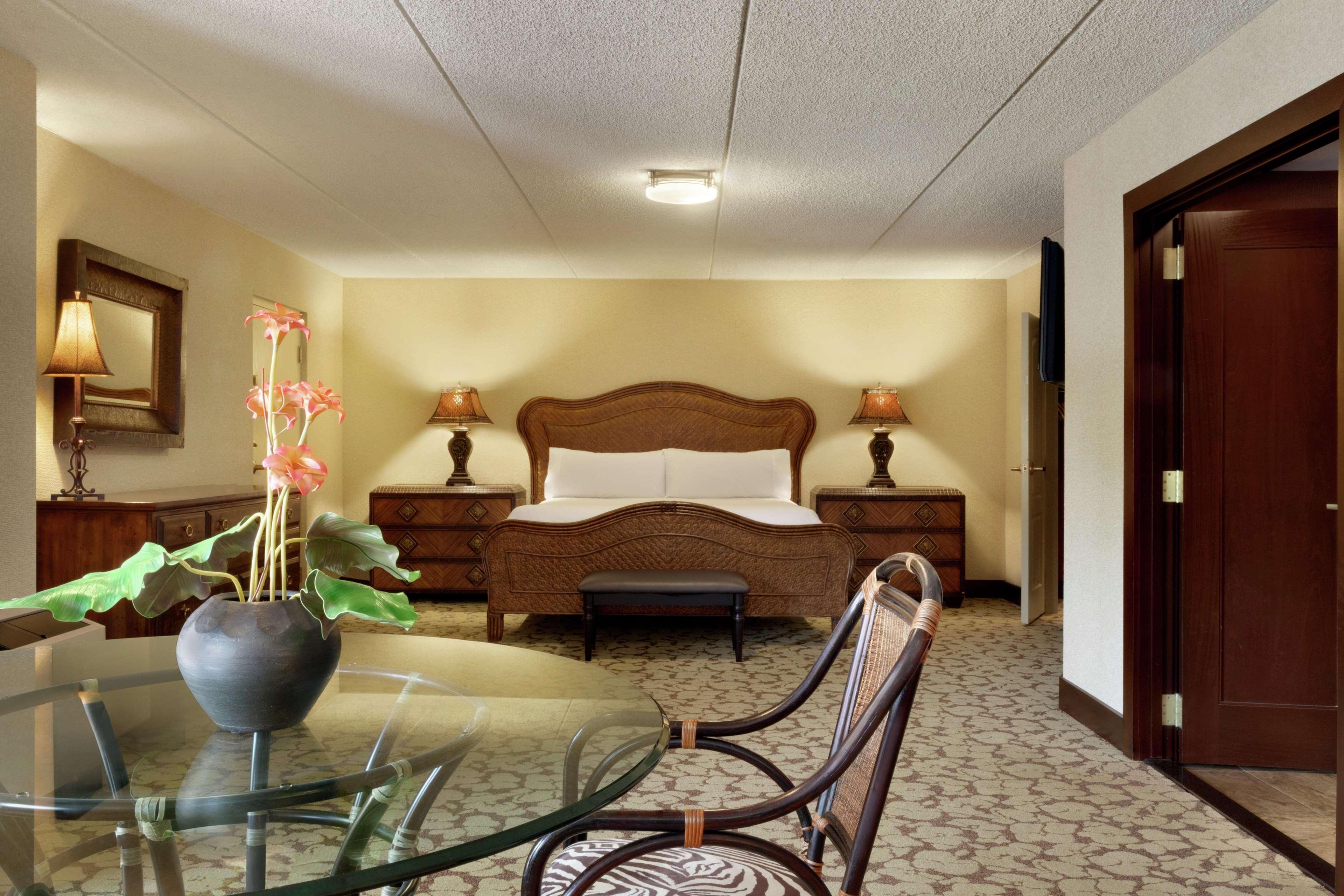Hilton Garden Inn Rochester/Pittsford Bushnell Basin Экстерьер фото