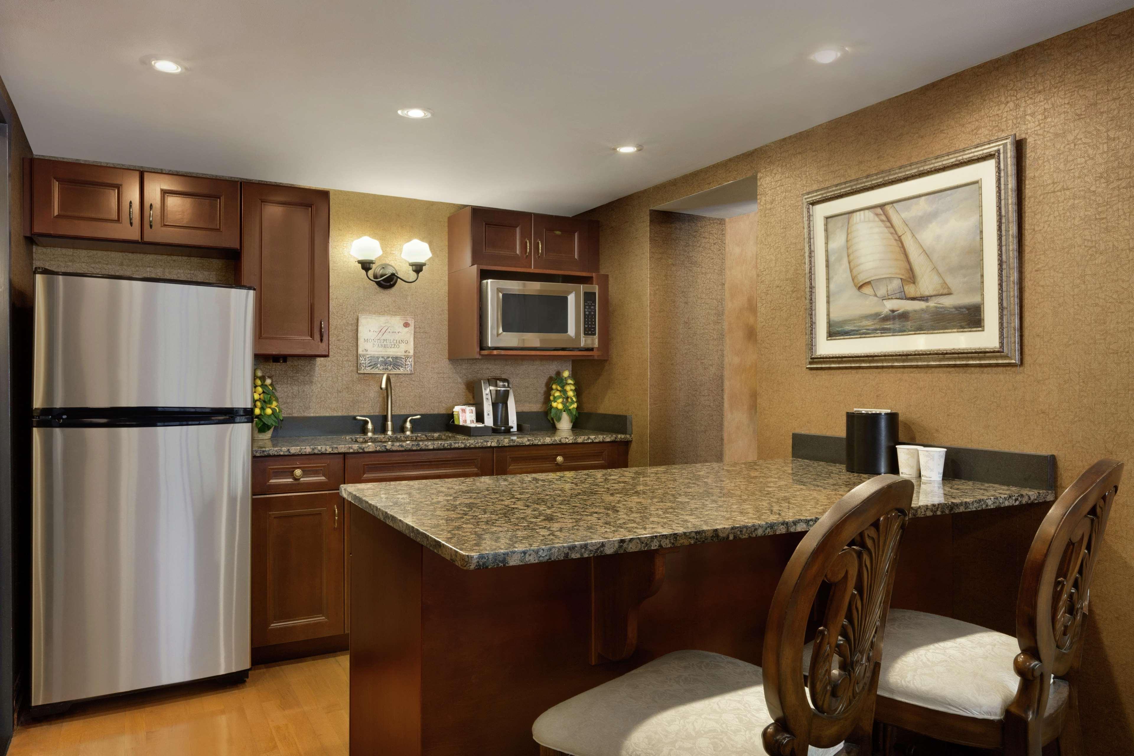 Hilton Garden Inn Rochester/Pittsford Bushnell Basin Экстерьер фото